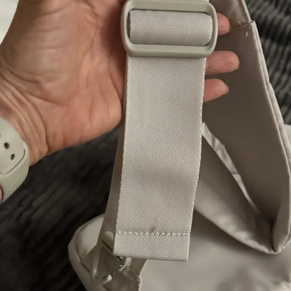 Adidas Alumina Grey Crossbody Bag with Logo - Picture 11 of 14